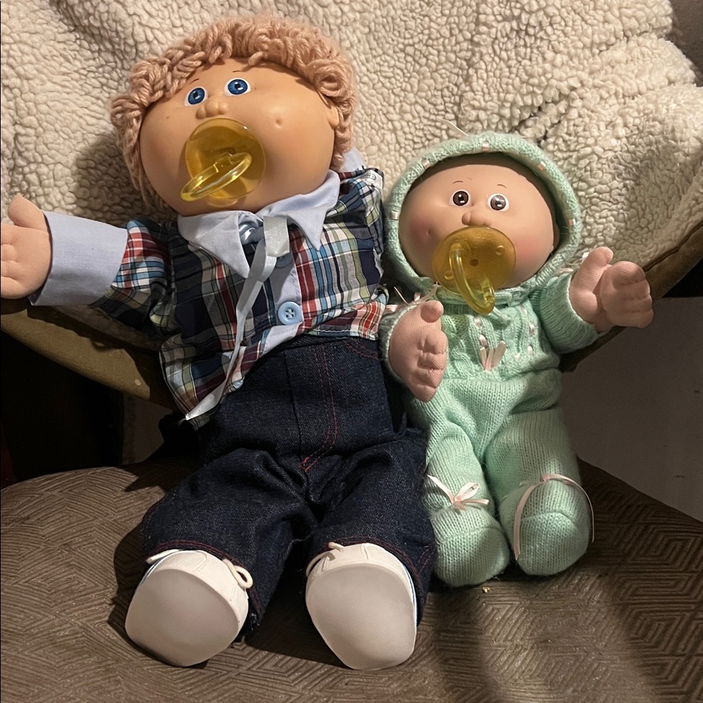 Charming Doll Duo with Plaid and Mint Outfits